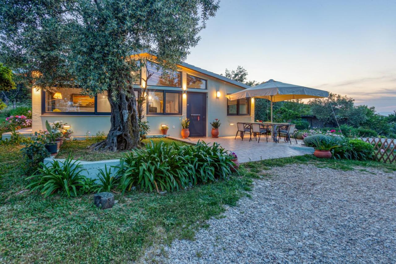Alesia'S House Villa Kassiopi Bagian luar foto